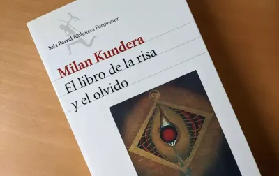 El libro de la risa y el olvido